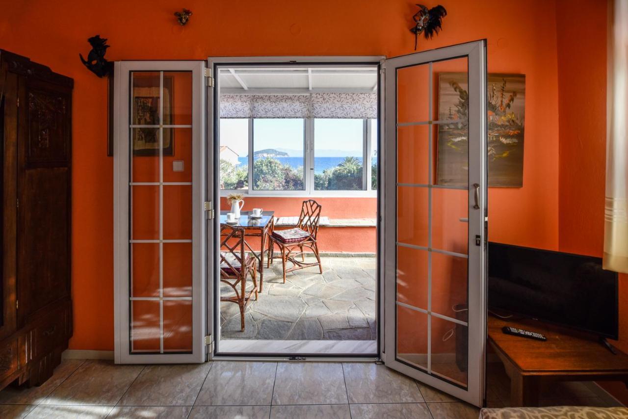 House By The Sea 2 Apartment Nea Iraklitsa Екстериор снимка